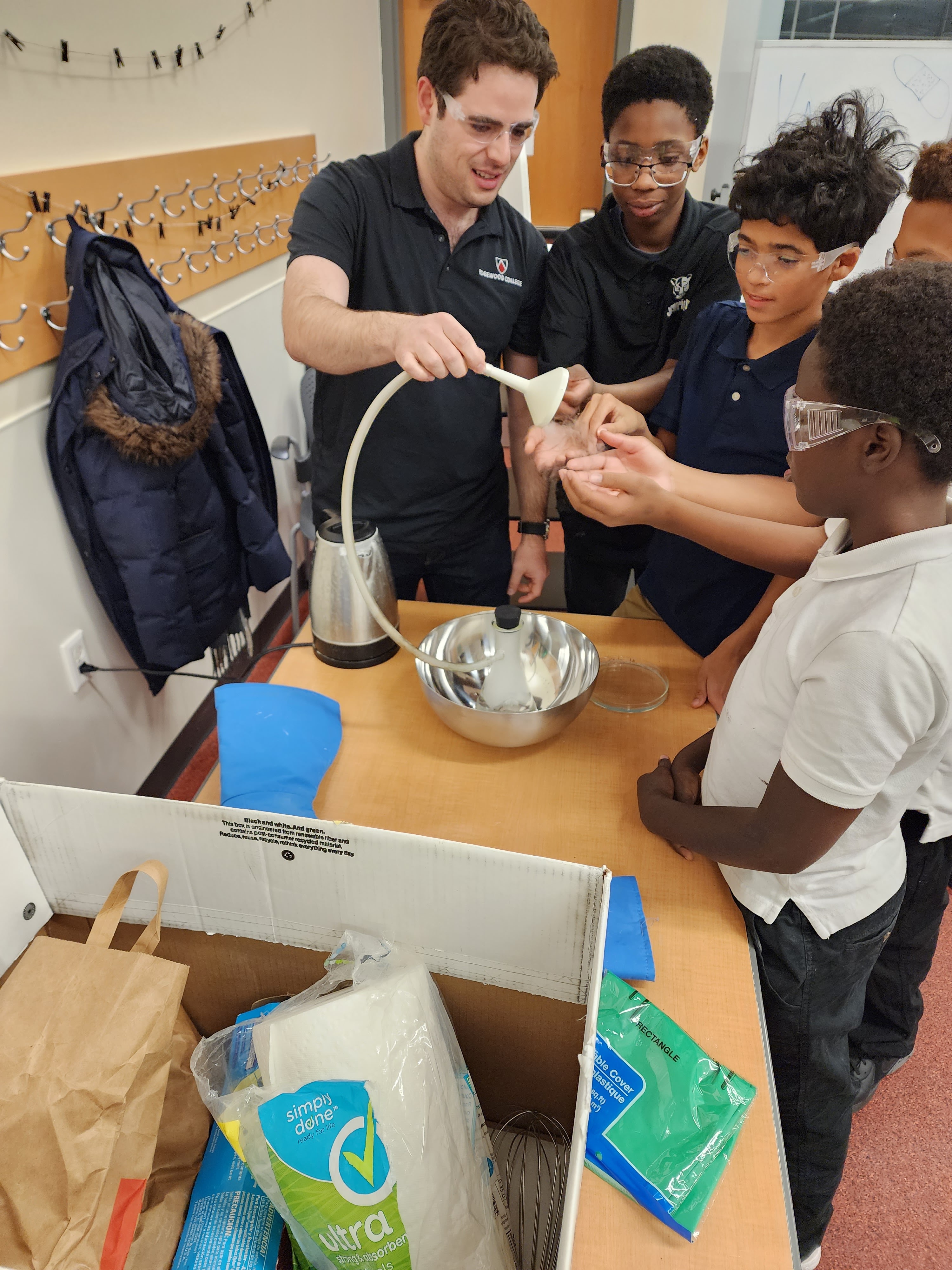 kids doing a science project