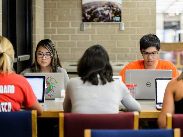 UW-Madison iSchool Graduate Internships at Madison Public Library