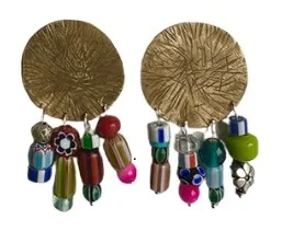 pair of earrings pair of earrings